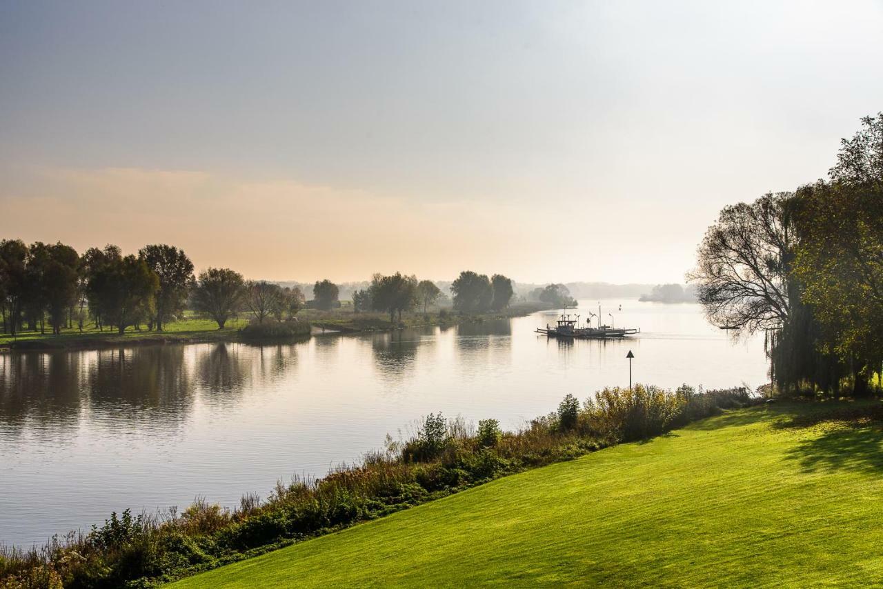 Vakantie Aan De Maas 布鲁克赫伊曾 外观 照片