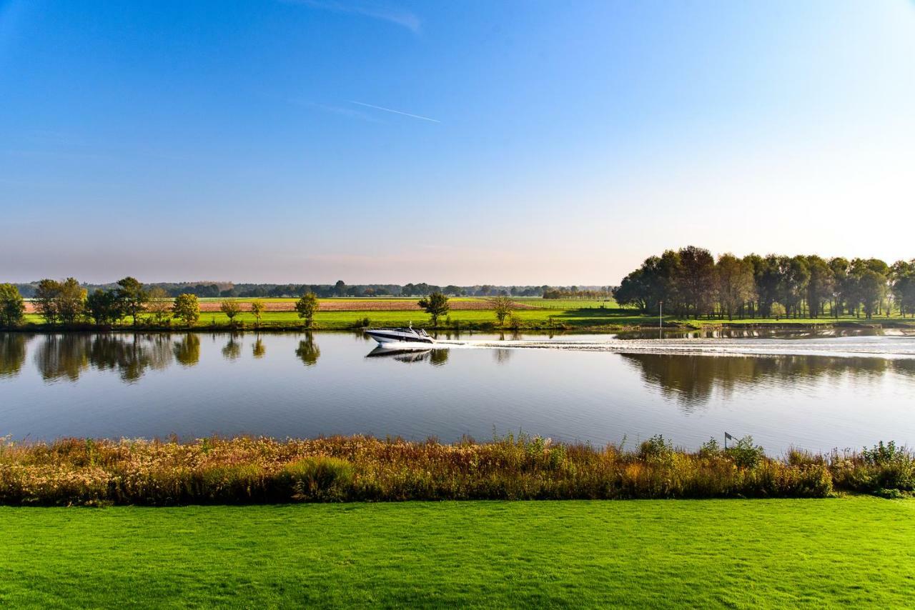 Vakantie Aan De Maas 布鲁克赫伊曾 外观 照片